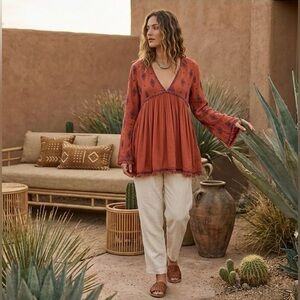 Free People Boho Minimalist Chic Embroidered Tunic Blouse